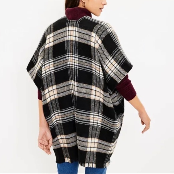 NWT Loft Fringe Plaid Blanket Wrap Sweater Cardigan - Picture 2 of 7